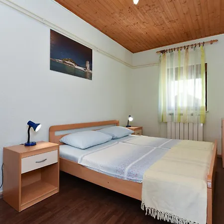 House Veli Vrh 2322