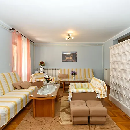 Holiday home House Veli Vrh 2322 *