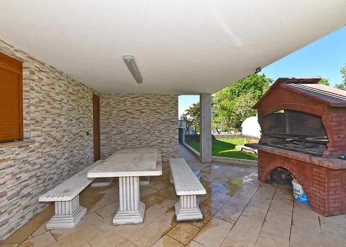 House Veli Vrh 2322 Tatil Evi