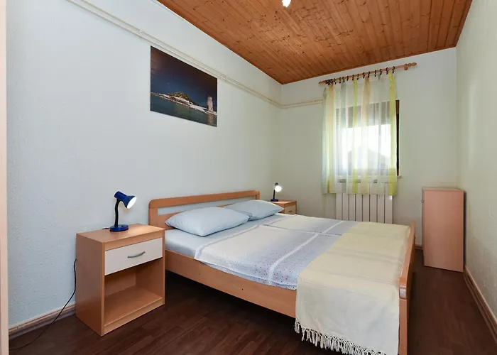 House Veli Vrh 2322
