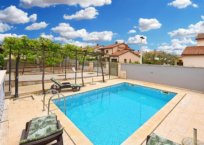 Tatil Evi House Veli Vrh 2322 *